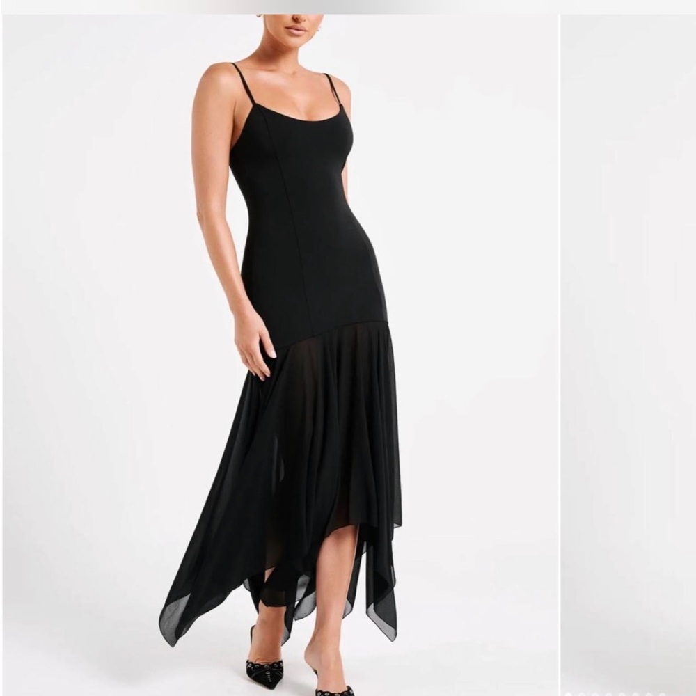 New Meshki Elegant Black Evening Dress